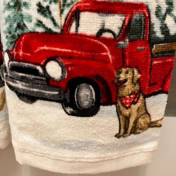 🎄NWOT Handmade Holiday Towel Set🎄 - Picture 5 of 9